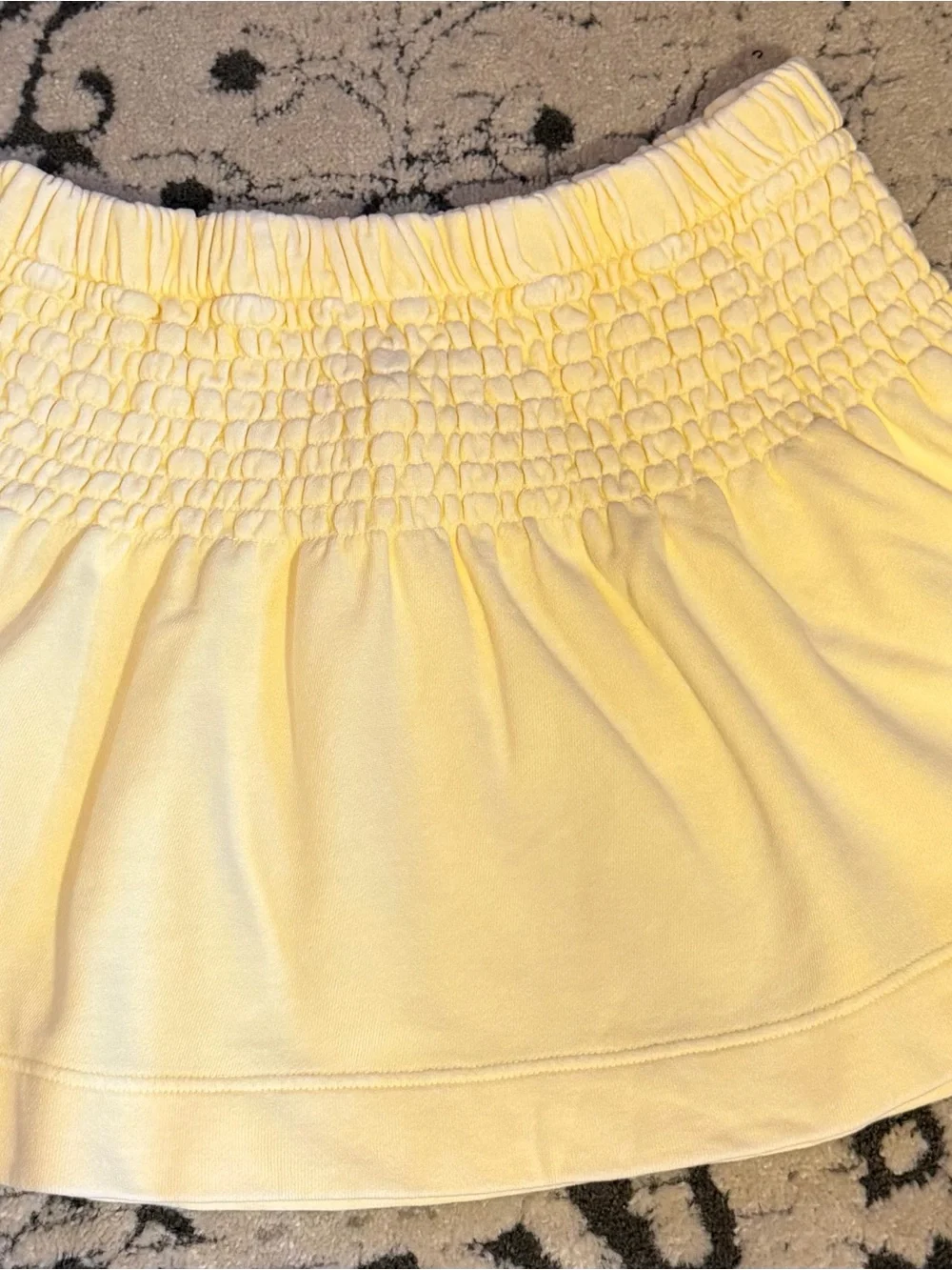 Aerie Women’s Yellow Skirt Mini Elastic Waist Size L NWT!